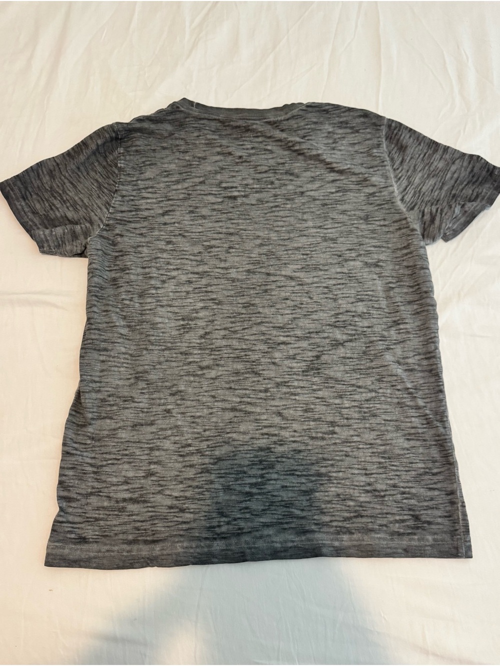 Express Women’s Gray Short-Sleeve Tee with Black Cross Graphic - Picture 6 of 6